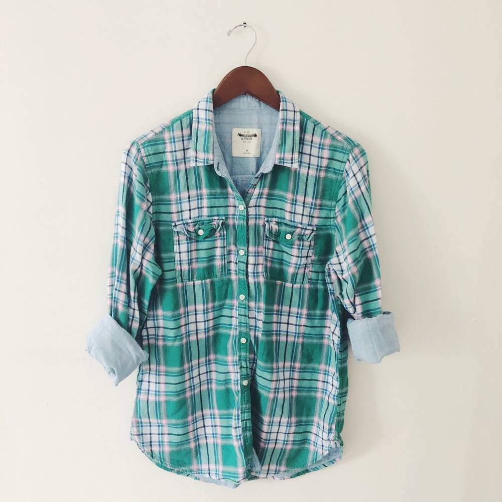 Abercrombie and Fitch top